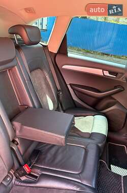 Внедорожник / Кроссовер Audi Q5 2009 в 