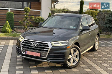 Внедорожник / Кроссовер Audi Q5 2019 в 