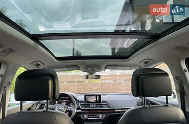 Внедорожник / Кроссовер Audi Q5 2019 в 