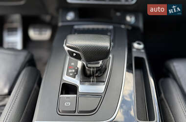 Внедорожник / Кроссовер Audi Q5 2019 в 