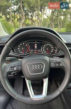 Внедорожник / Кроссовер Audi Q5 2019 в 