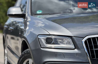 Внедорожник / Кроссовер Audi Q5 2015 в 