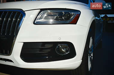 Позашляховик / Кросовер Audi Q5 2016 в 