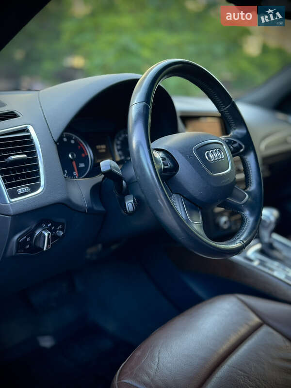 Внедорожник / Кроссовер Audi Q5 2016 в Одессе