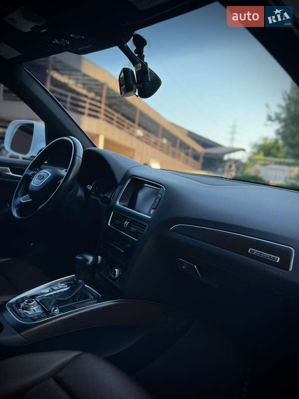 Внедорожник / Кроссовер Audi Q5 2016 в Одессе