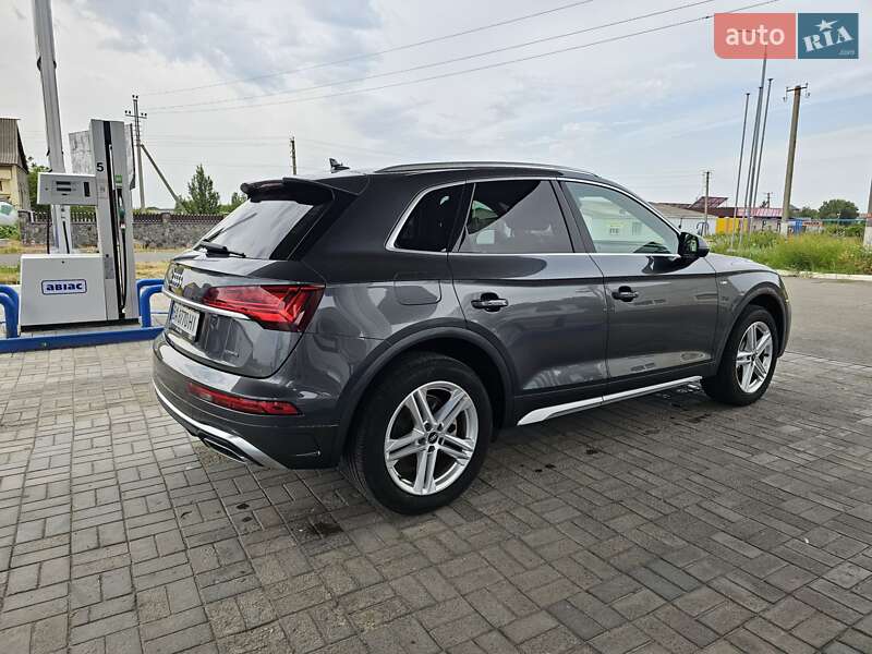 Внедорожник / Кроссовер Audi Q5 2020 в Гайвороне