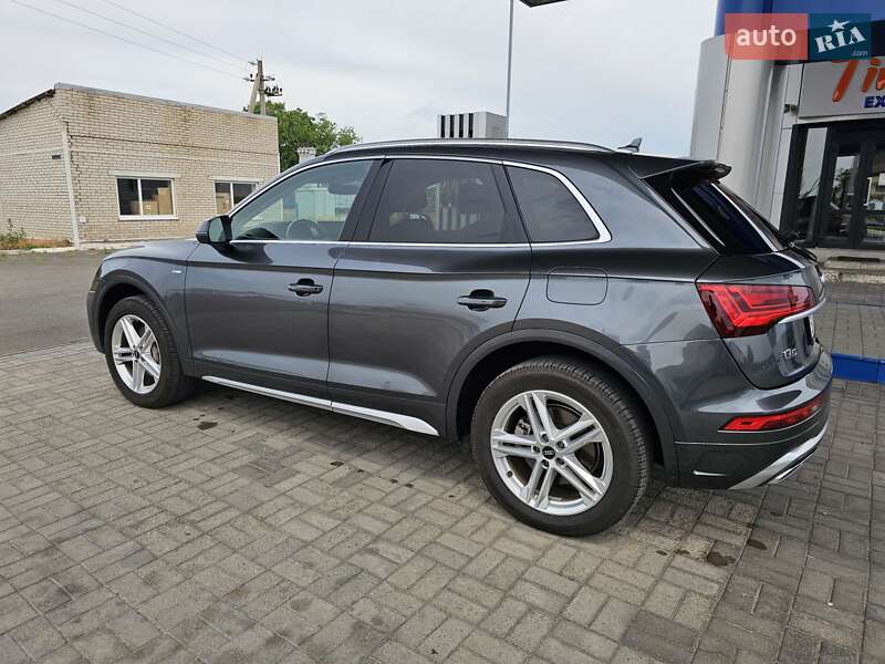 Внедорожник / Кроссовер Audi Q5 2020 в Гайвороне