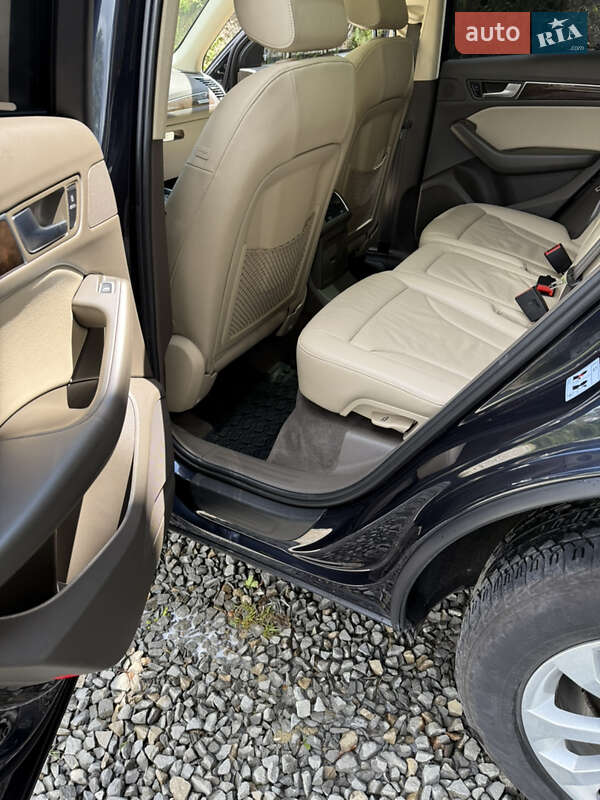 Внедорожник / Кроссовер Audi Q5 2015 в Сколе