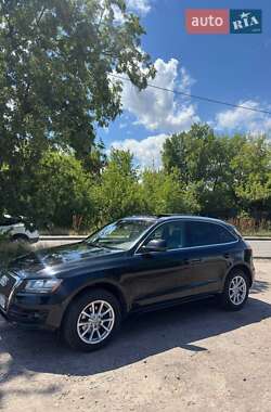 Внедорожник / Кроссовер Audi Q5 2010 в 