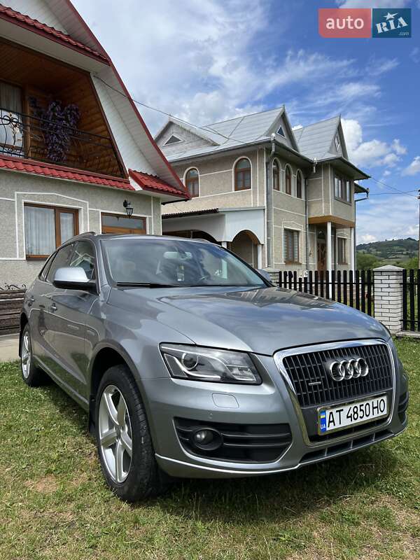 Внедорожник / Кроссовер Audi Q5 2011 в Надворной