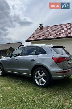 Внедорожник / Кроссовер Audi Q5 2011 в 