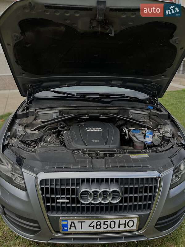 Внедорожник / Кроссовер Audi Q5 2011 в Надворной