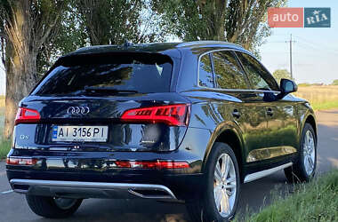 Внедорожник / Кроссовер Audi Q5 2019 в 