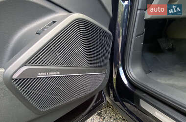 Внедорожник / Кроссовер Audi Q5 2019 в 