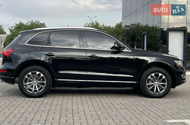 Внедорожник / Кроссовер Audi Q5 2016 в 
