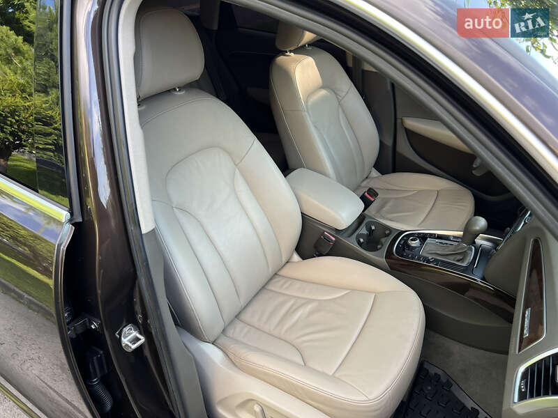 Позашляховик / Кросовер Audi Q5 2010 в Рівному