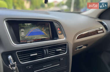 Внедорожник / Кроссовер Audi Q5 2010 в 