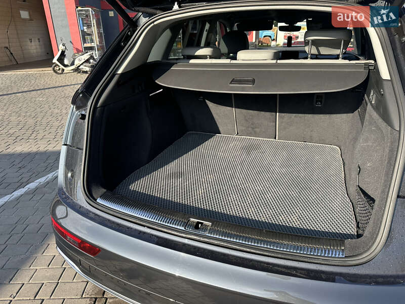 Позашляховик / Кросовер Audi Q5 2017 в Олевську фото 18 Позашляховик / Кросовер Audi Q5 2017 в Олевську