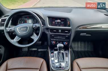 Позашляховик / Кросовер Audi Q5 2013 в 