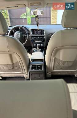 Позашляховик / Кросовер Audi Q5 2014 в 