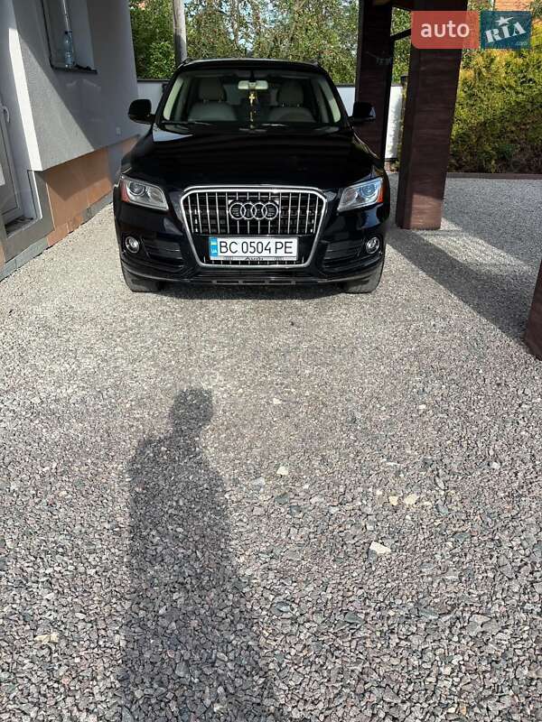 Позашляховик / Кросовер Audi Q5 2014 в 