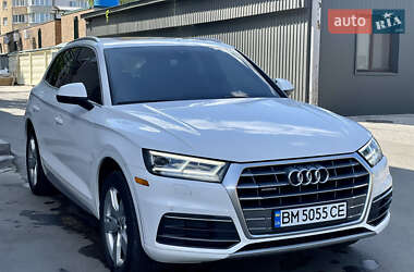 Внедорожник / Кроссовер Audi Q5 2017 в Сумах