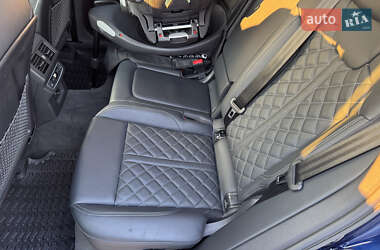 Внедорожник / Кроссовер Audi Q5 2021 в 
