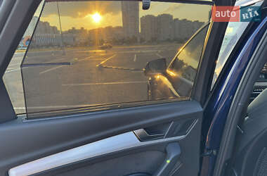 Внедорожник / Кроссовер Audi Q5 2021 в 