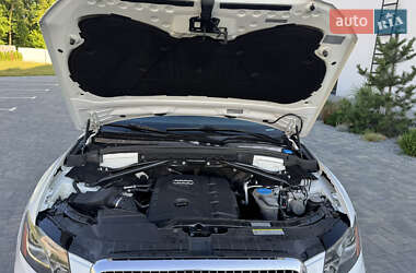 Позашляховик / Кросовер Audi Q5 2011 в 
