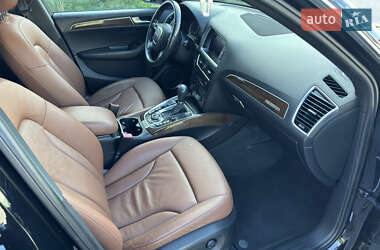 Внедорожник / Кроссовер Audi Q5 2010 в 