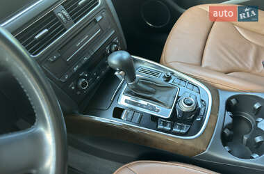 Внедорожник / Кроссовер Audi Q5 2010 в 