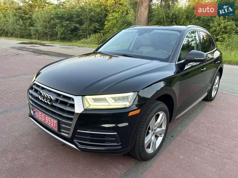 Позашляховик / Кросовер Audi Q5 2018 в Києві