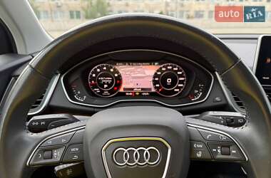 Внедорожник / Кроссовер Audi Q5 2020 в 