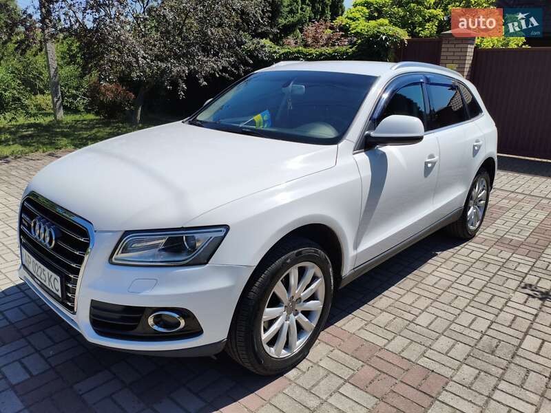Позашляховик / Кросовер Audi Q5 2012 в Запоріжжі