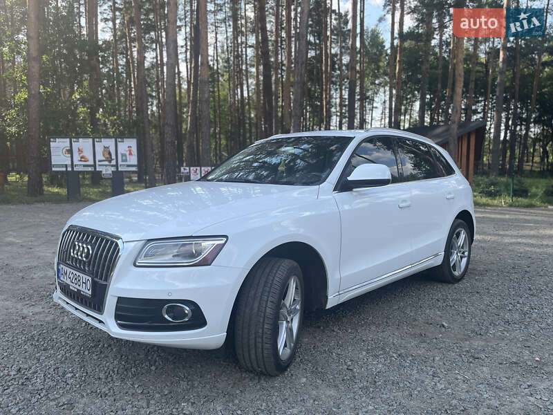 Позашляховик / Кросовер Audi Q5 2013 в Малині