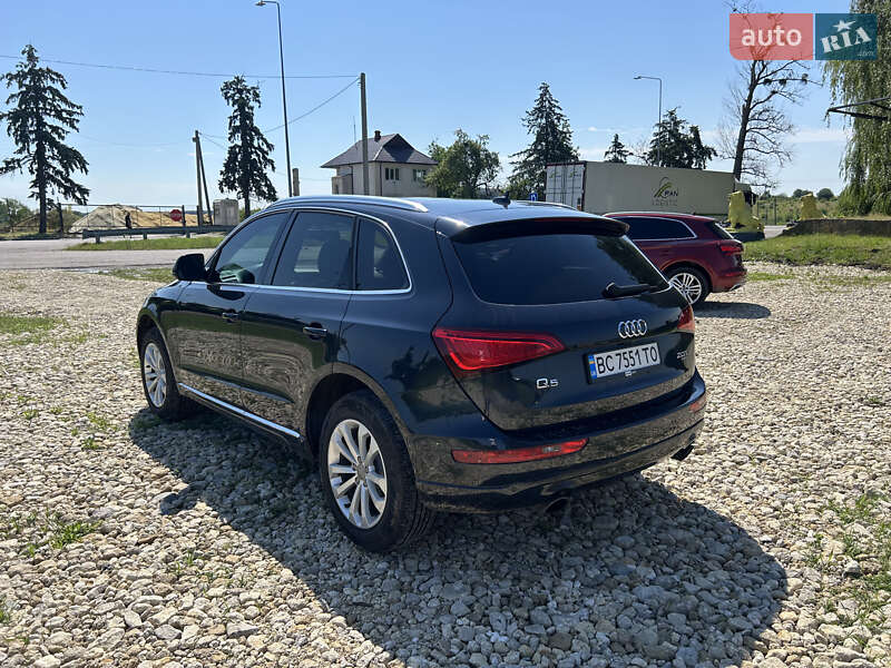 Позашляховик / Кросовер Audi Q5 2012 в Новому Яричеві