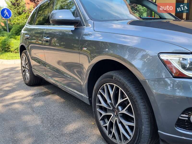 Внедорожник / Кроссовер Audi Q5 2014 в Киеве