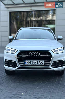 Внедорожник / Кроссовер Audi Q5 2019 в 
