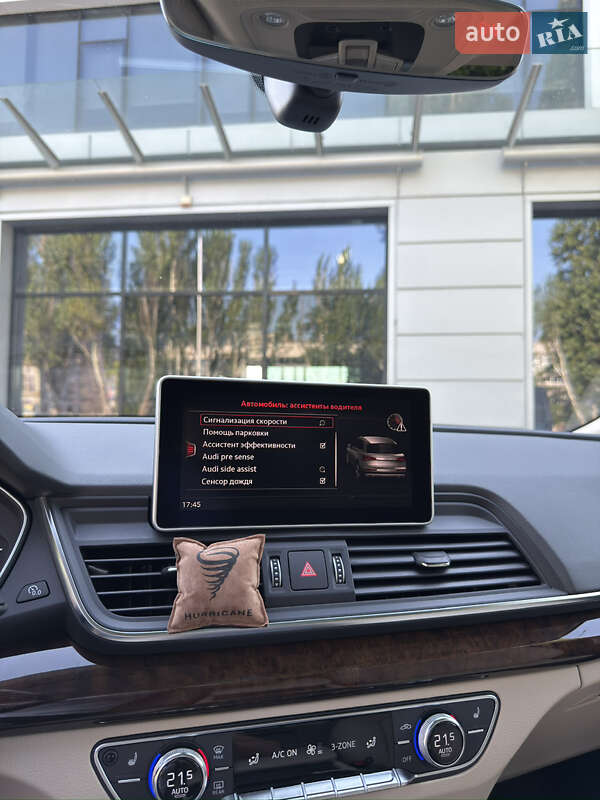 Позашляховик / Кросовер Audi Q5 2019 в Одесі