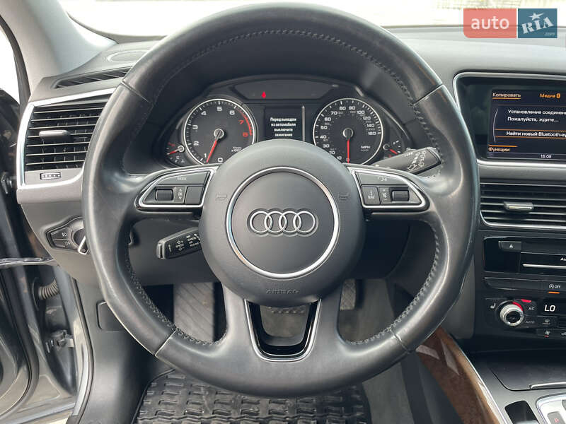 Позашляховик / Кросовер Audi Q5 2016 в Києві