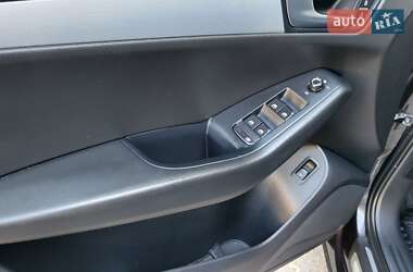 Внедорожник / Кроссовер Audi Q5 2012 в 
