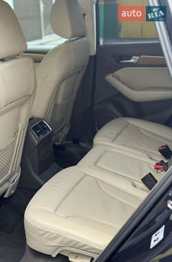 Позашляховик / Кросовер Audi Q5 2013 в 
