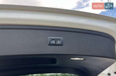 Позашляховик / Кросовер Audi Q5 2018 в 