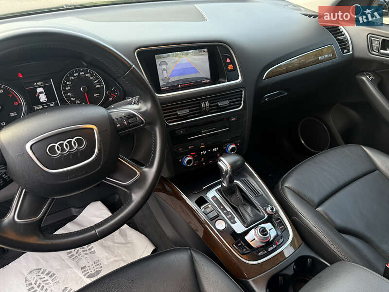 Позашляховик / Кросовер Audi Q5 2016 в Самборі