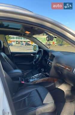 Позашляховик / Кросовер Audi Q5 2010 в 