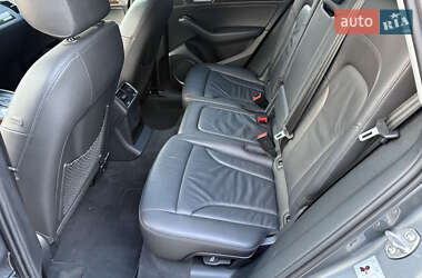 Позашляховик / Кросовер Audi Q5 2015 в 