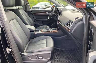 Внедорожник / Кроссовер Audi Q5 2016 в 