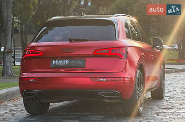 Позашляховик / Кросовер Audi Q5 2019 в 