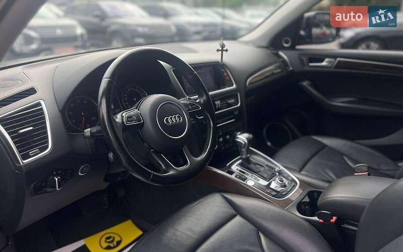 Позашляховик / Кросовер Audi Q5 2015 в Івано-Франківську