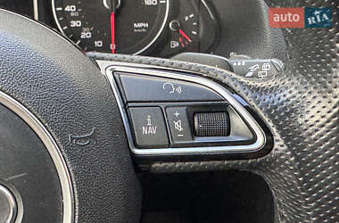 Позашляховик / Кросовер Audi Q5 2015 в 